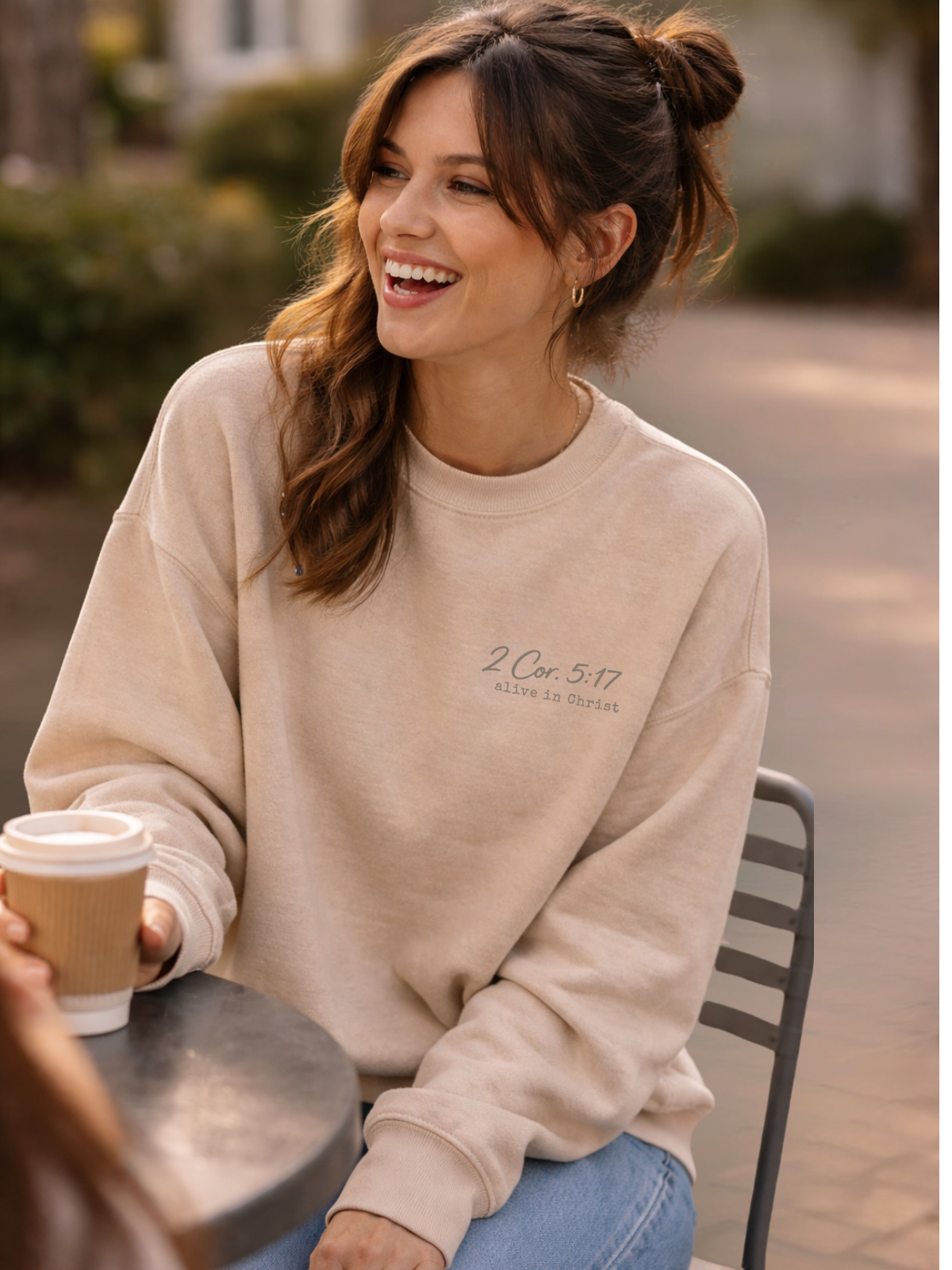 Alive in Christ. - sweatshirt - QR